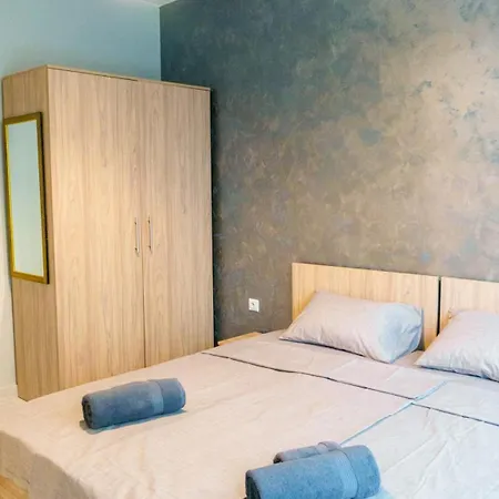Visar Luxurious One Bedroom Lägenhet Sofia